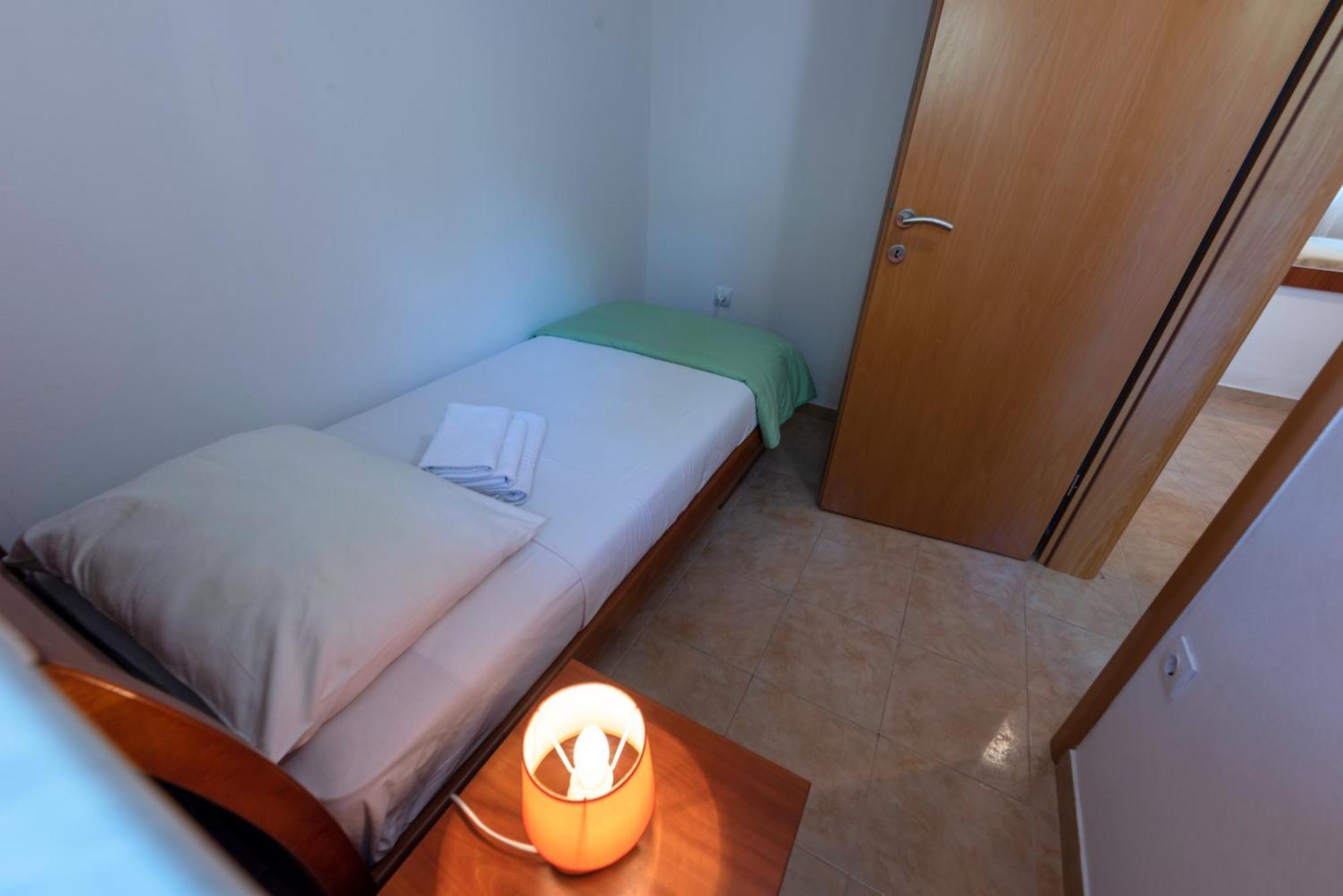 Apartment Anamaria With Seaview Petrcane Luaran gambar