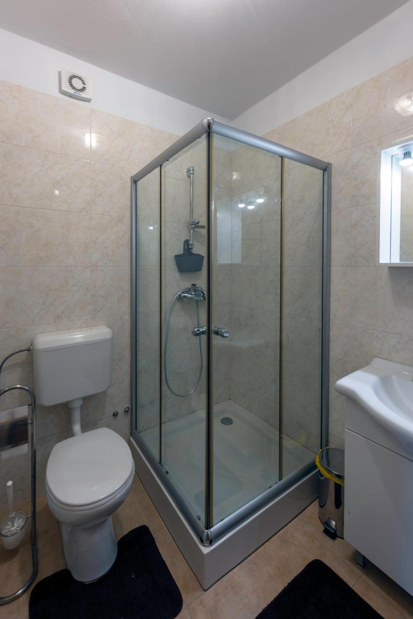 Apartment Anamaria With Seaview Petrcane Luaran gambar