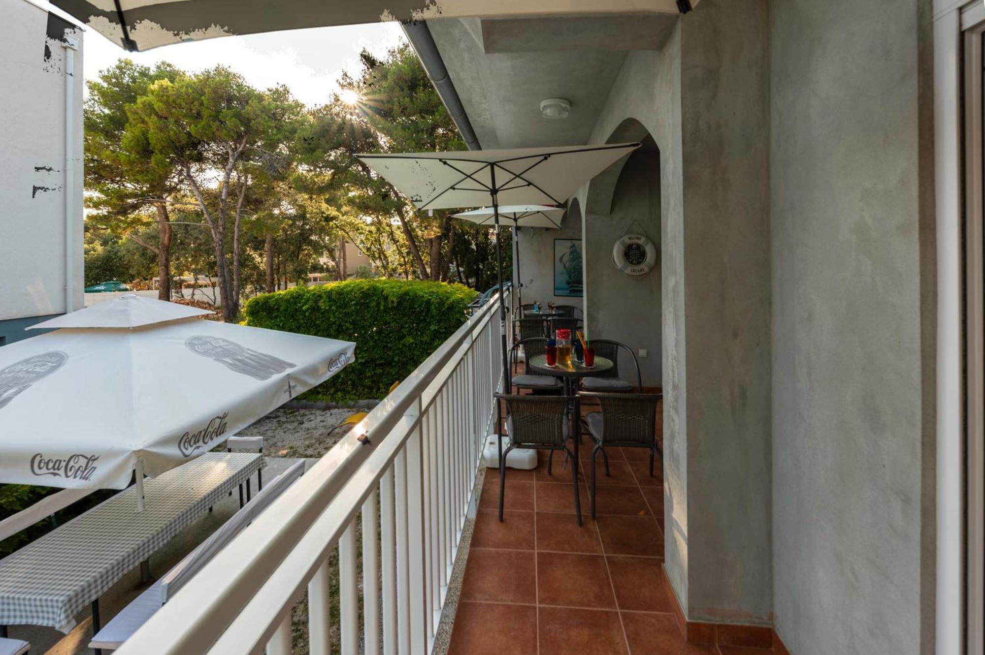 Apartment Anamaria With Seaview Petrcane Luaran gambar